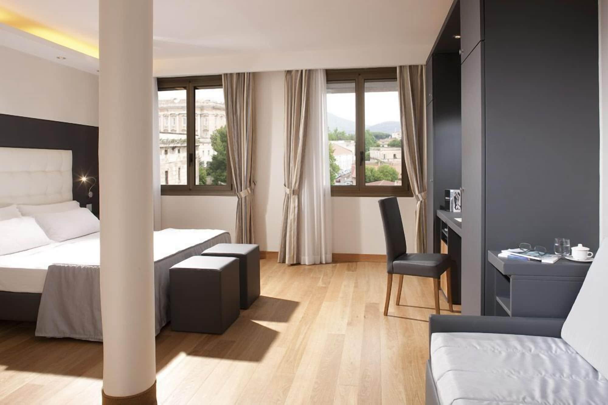 Hotel Royal Caserta Bagian luar foto