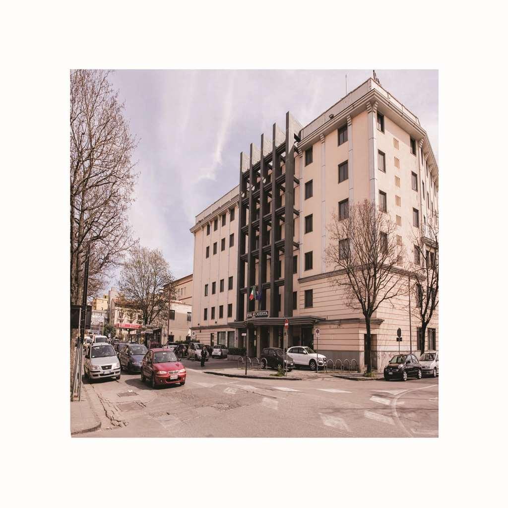 Hotel Royal Caserta Bagian luar foto