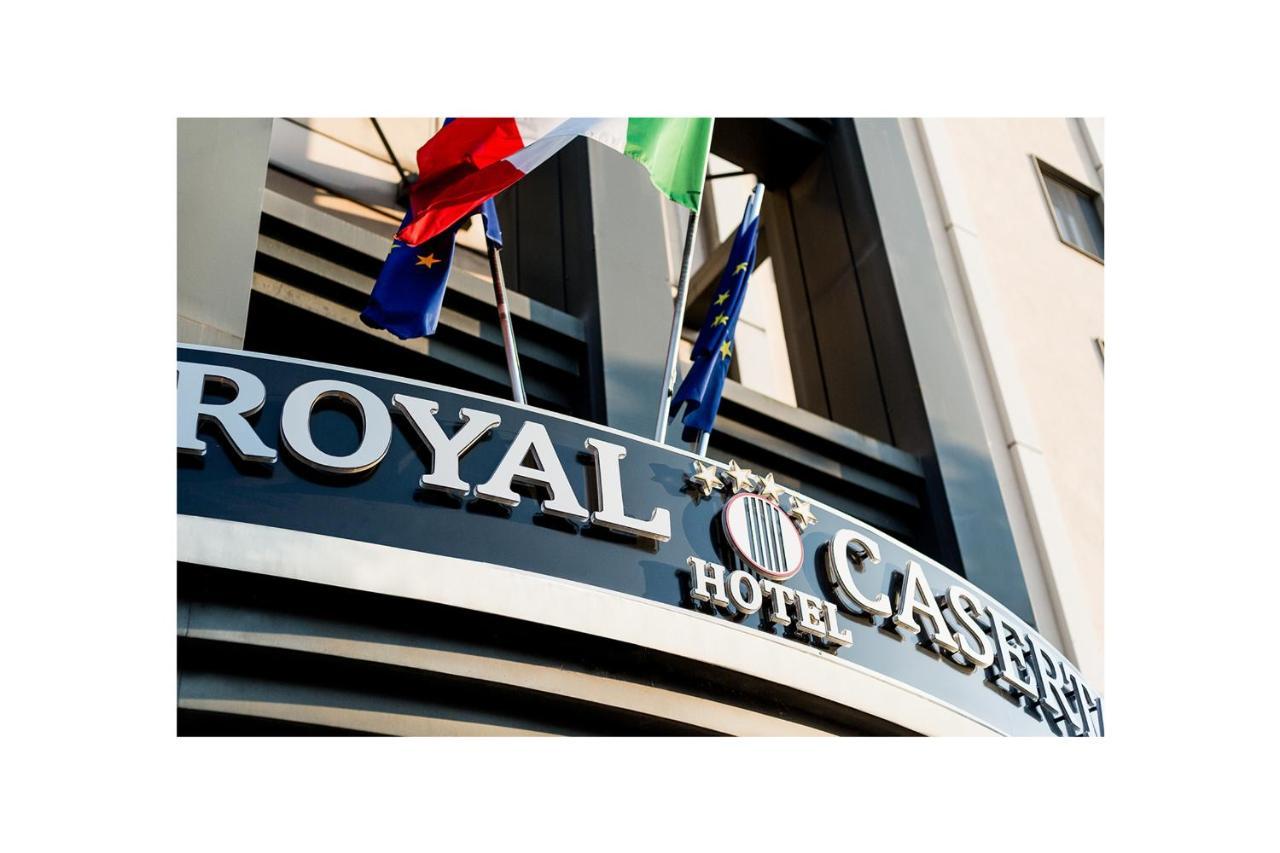 Hotel Royal Caserta Bagian luar foto